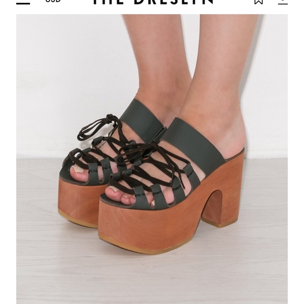 À Détacher platform mules